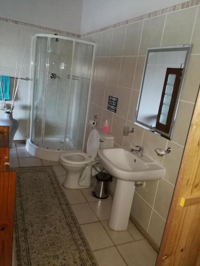 Bougain Villa Guesthouse Winburg エクステリア 写真